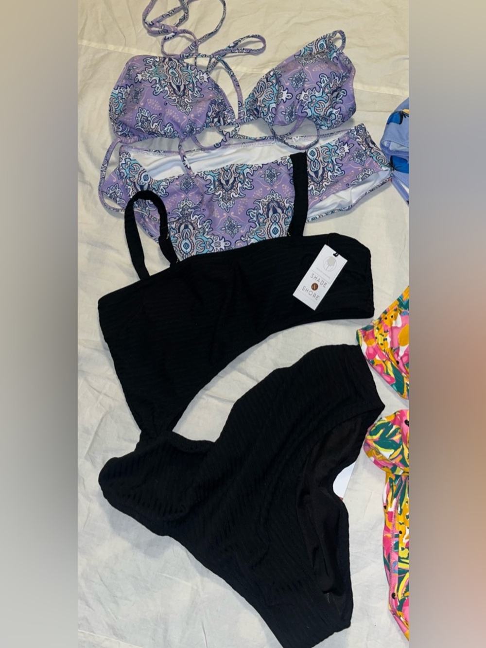 Lot of XL various styled bathing suits - Picture 6 of 12